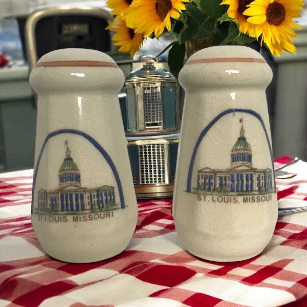 Vintage St Louis Missouri Souvenir Ceramic Salt & Pepper Shakers With Plugs